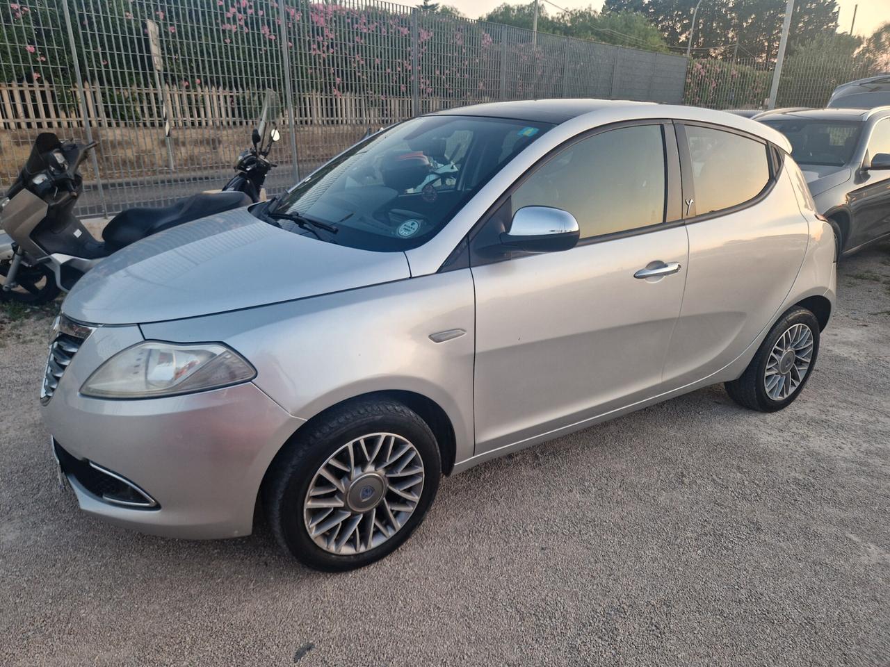 Lancia Ypsilon GPL S&S Platinum - 2011