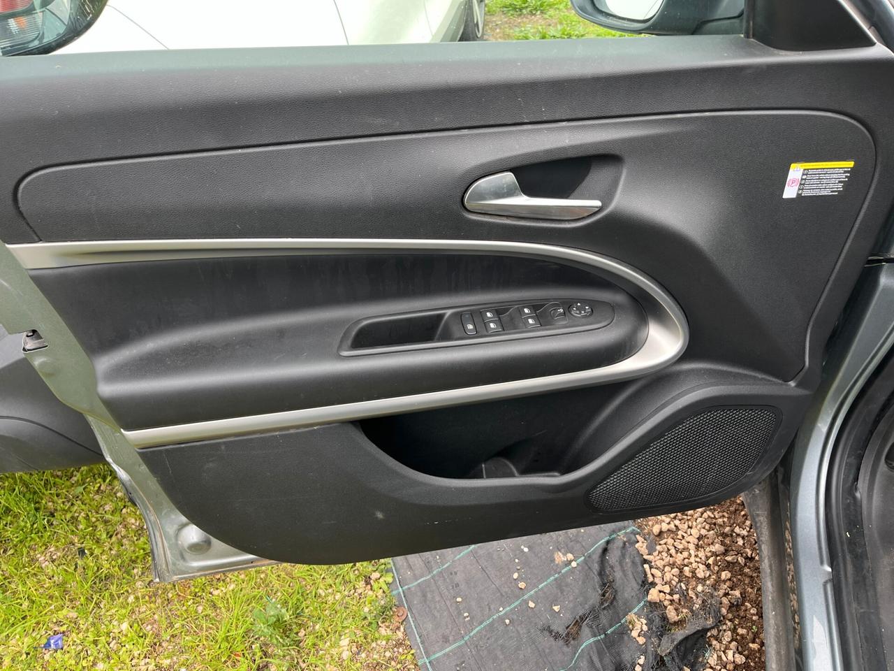 Jeep Avenger BEV Summit 115kW 156 cV Incidentato