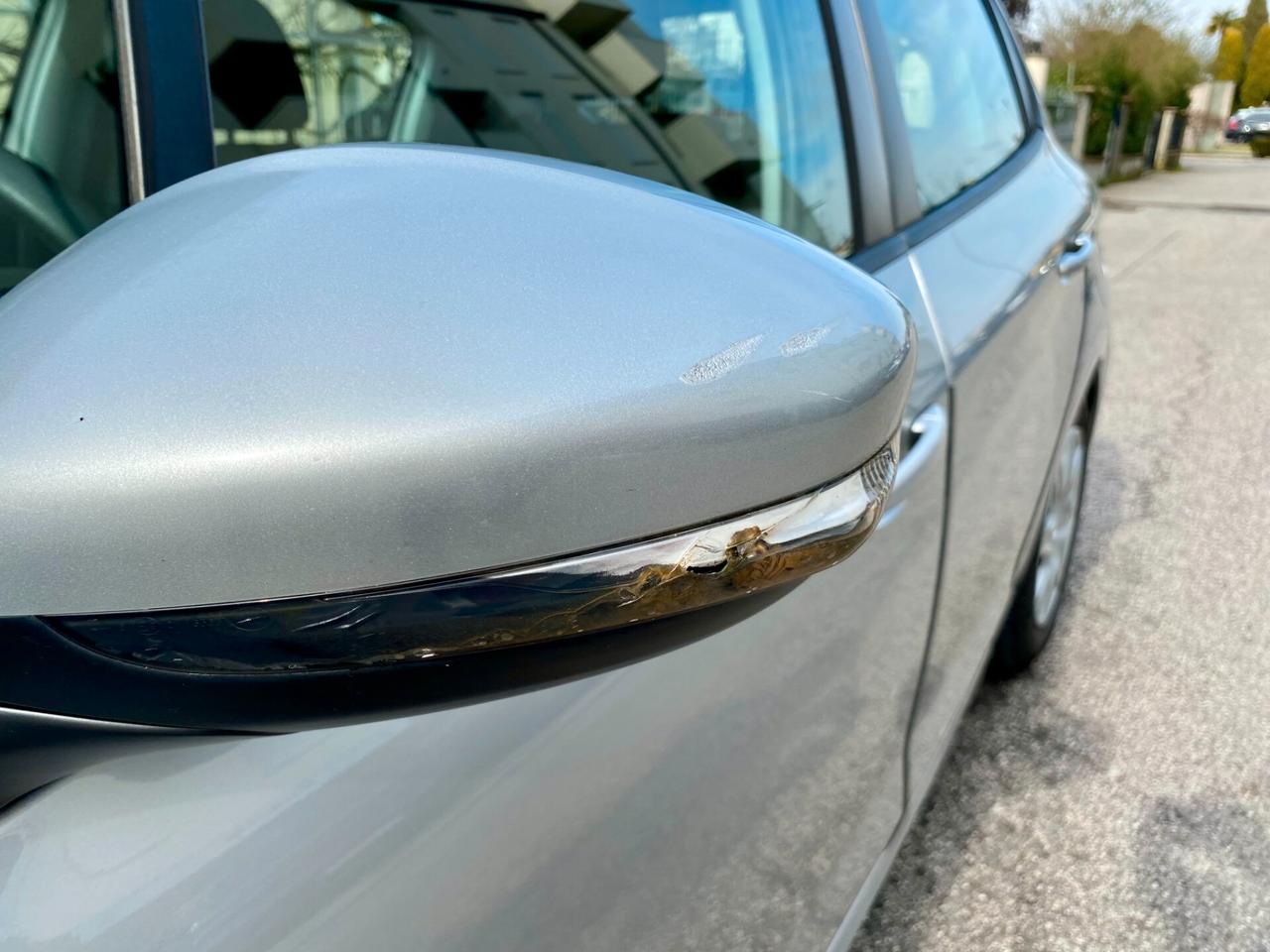 Peugeot 208 5p 1.2 puretech Active 82cv Distribuzione fatta!