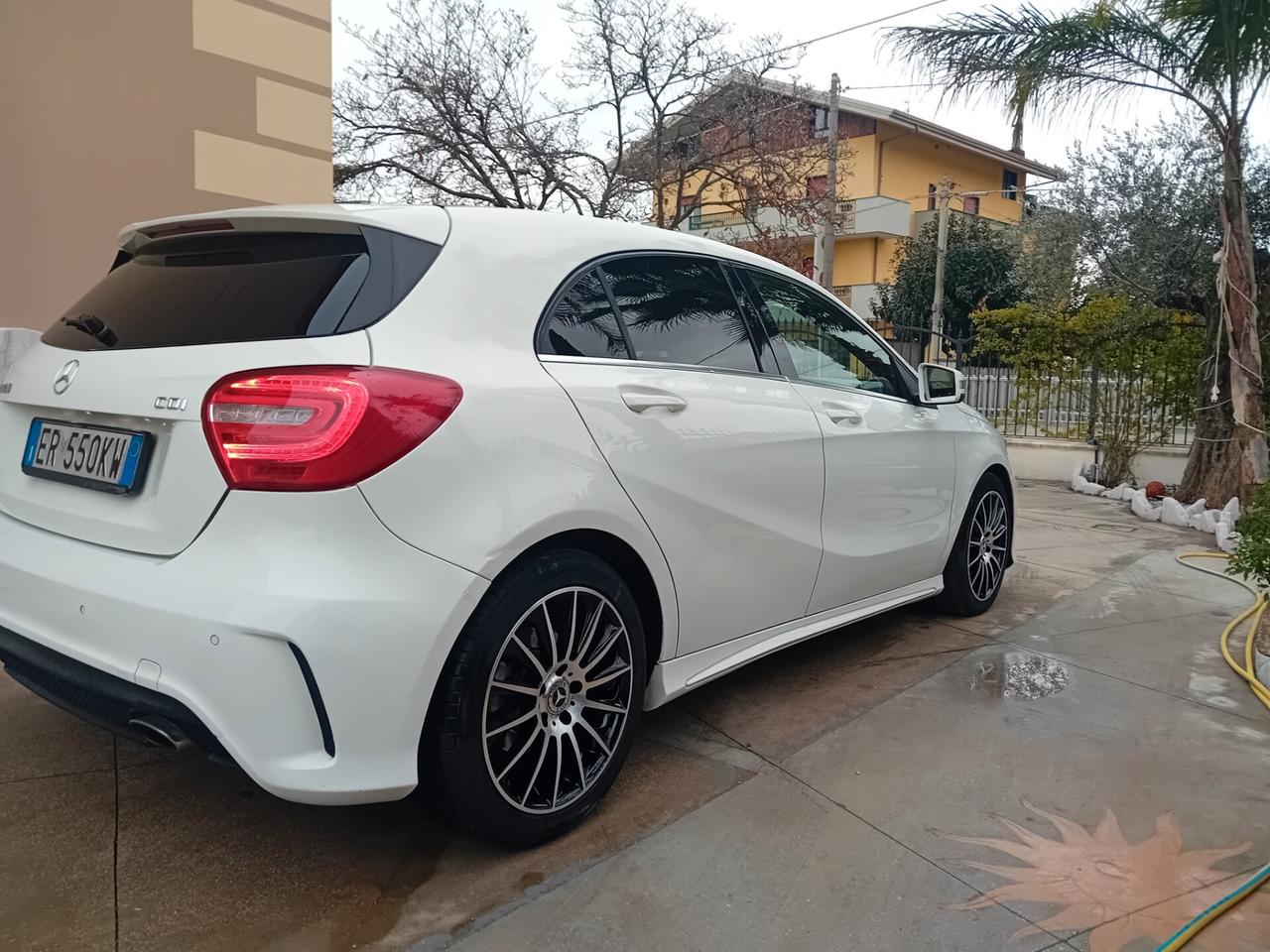 Mercedes-benz A 180 A 180 CDI Automatic Premium