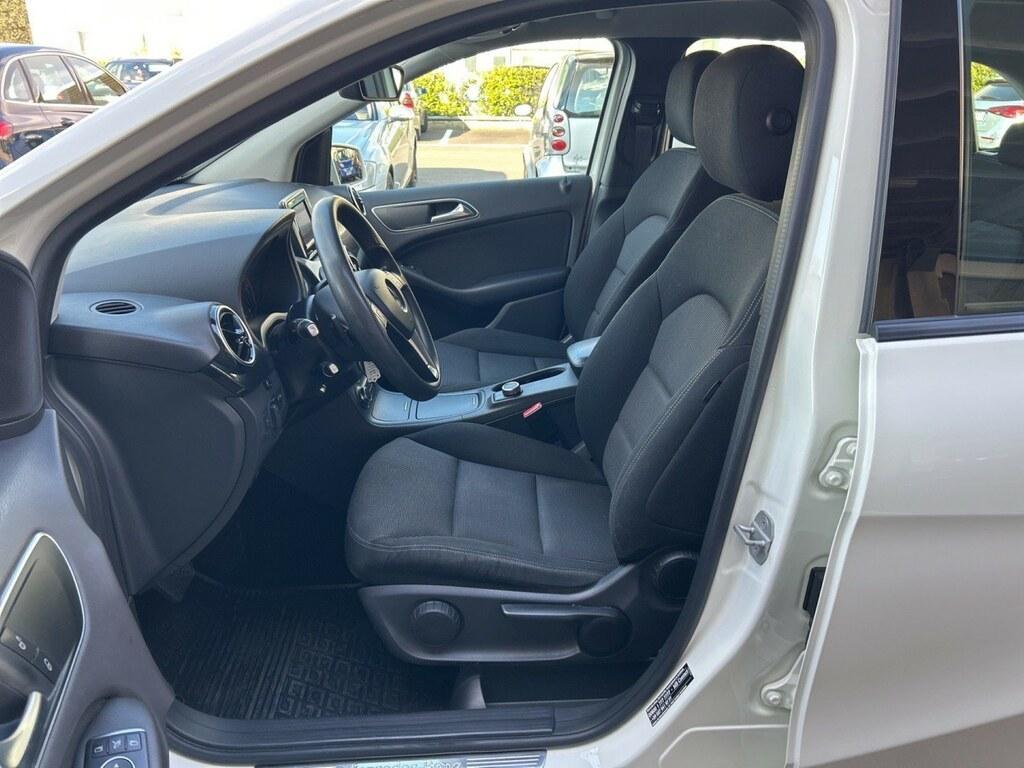 Mercedes Classe B 200 200 D Executive 7G-DCT