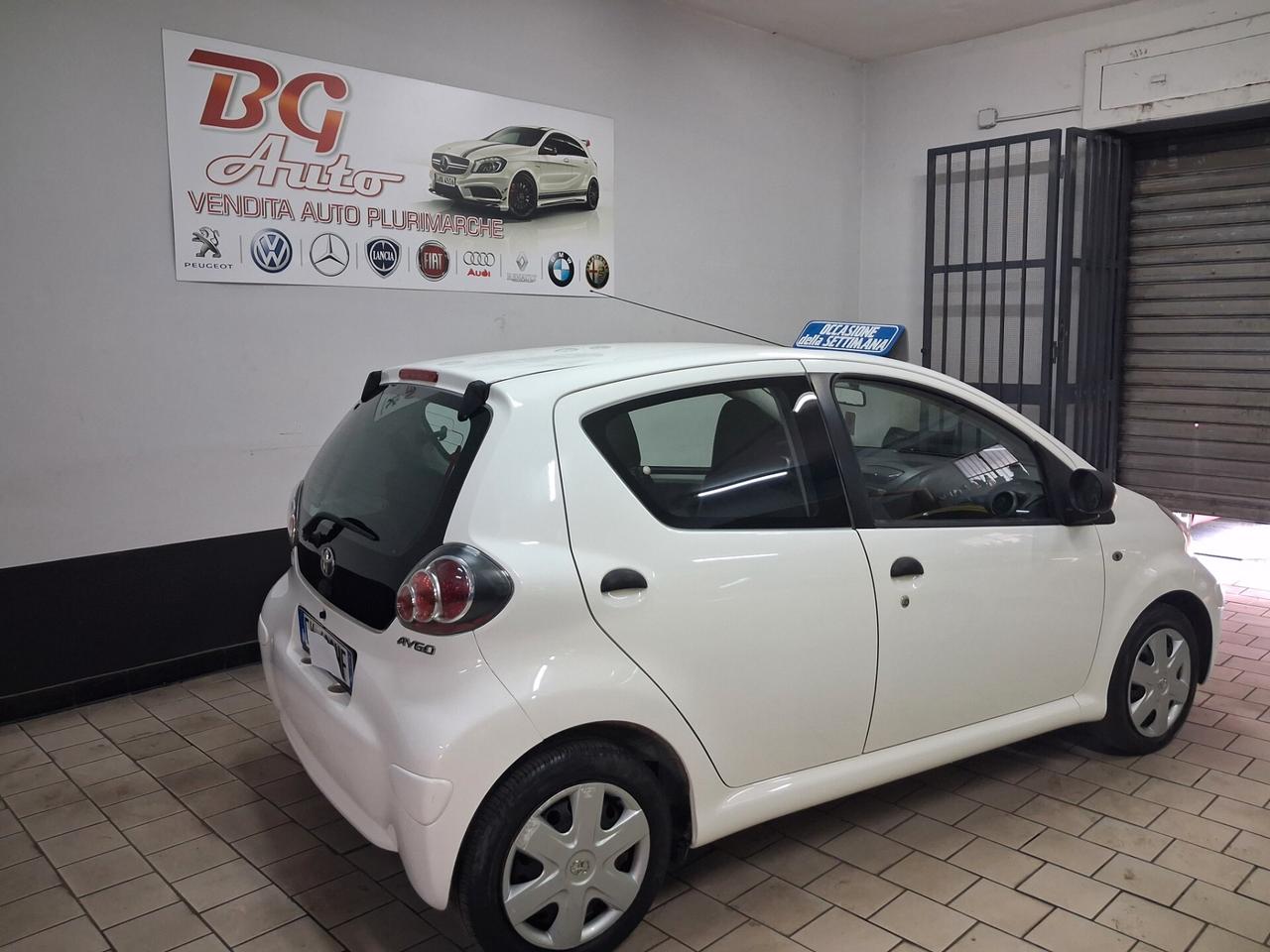 Toyota Aygo 1.0 12V VVT-i 5 porte unico prop 2012