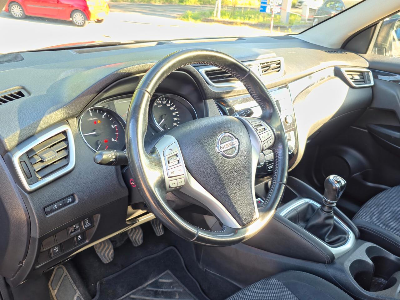 Nissan Qashqai 1.6 dCi 4WD Tekna 2016-E6B Manuale 4x4 NEO