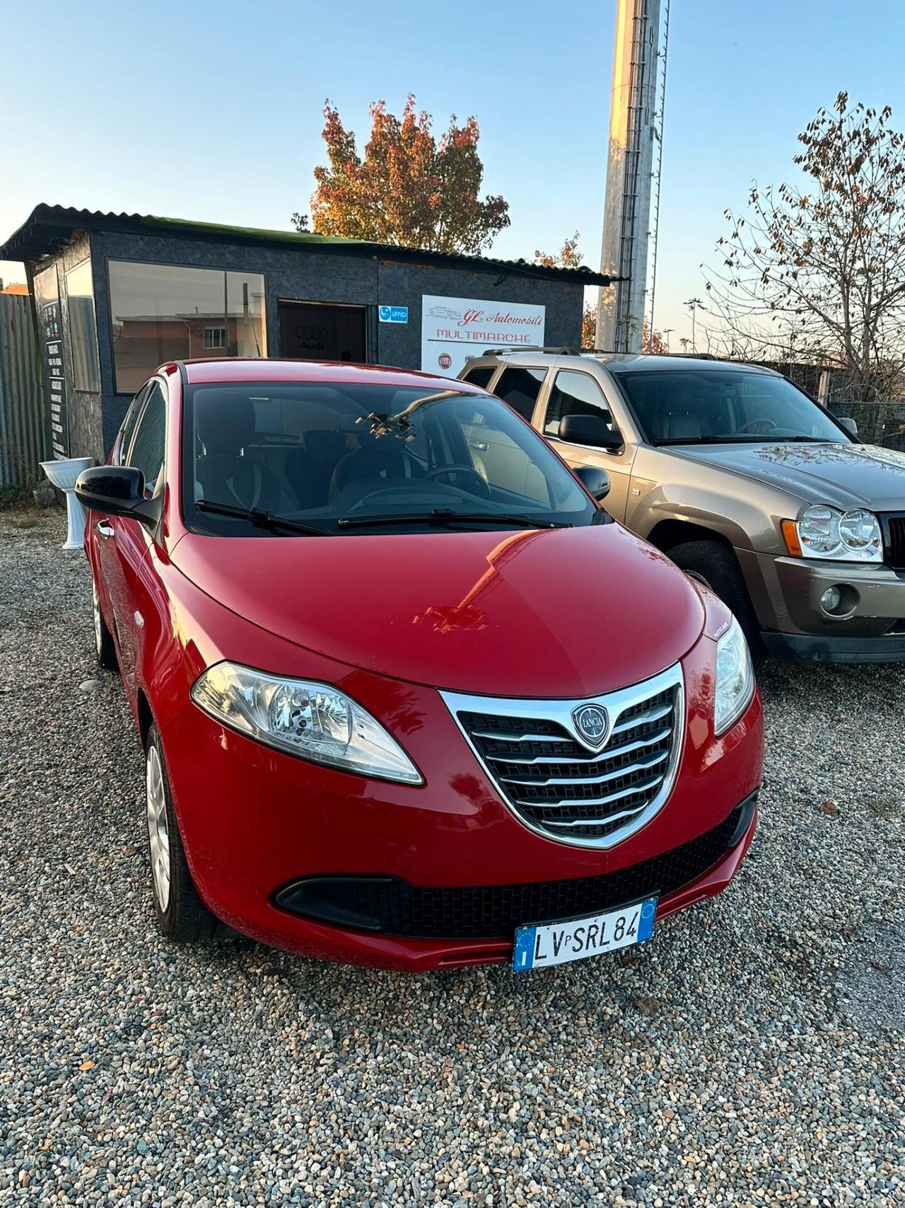 Lancia Ypsilon 0.9 TwinAir 85 CV 5 porte S&S Platinum