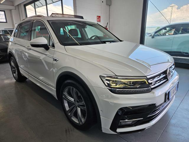 Volkswagen Tiguan 2.0 tdi R-LINE 150cv dsg