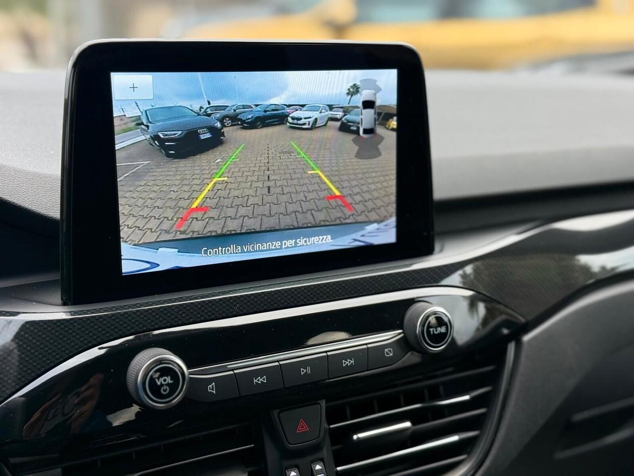 Ford Kuga 1.5 120cv ST-LINE Aut. N1 Autocarro 100% Detraibile