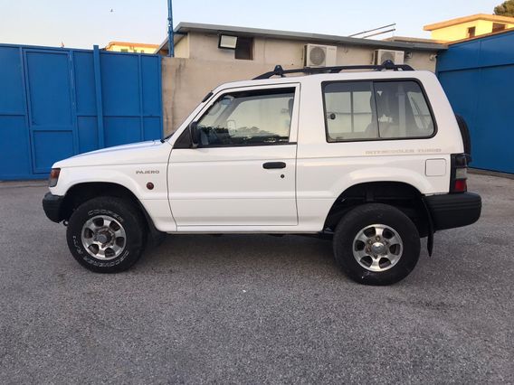 Mitsubishi Pajero 2.5 Td-3 Porte-2000