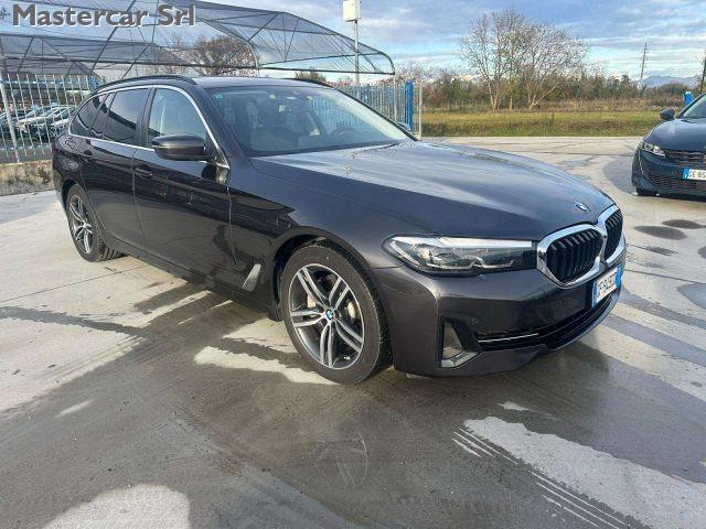 BMW 530 Touring LCI 530e Touring Business auto - GF943CD
