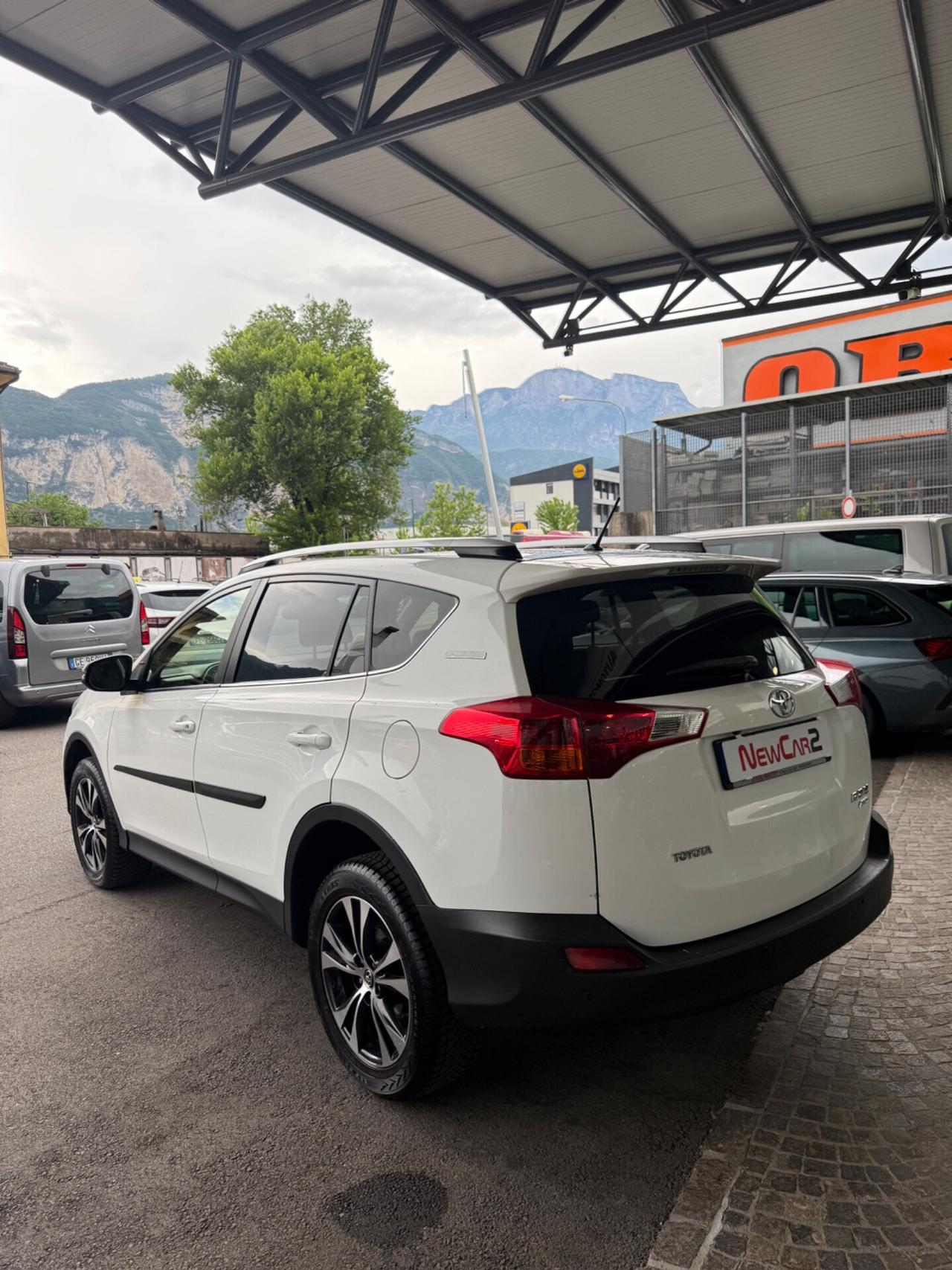 TOYOTA RAV4 2.0 D-4D 4WD STYLE 4X4
