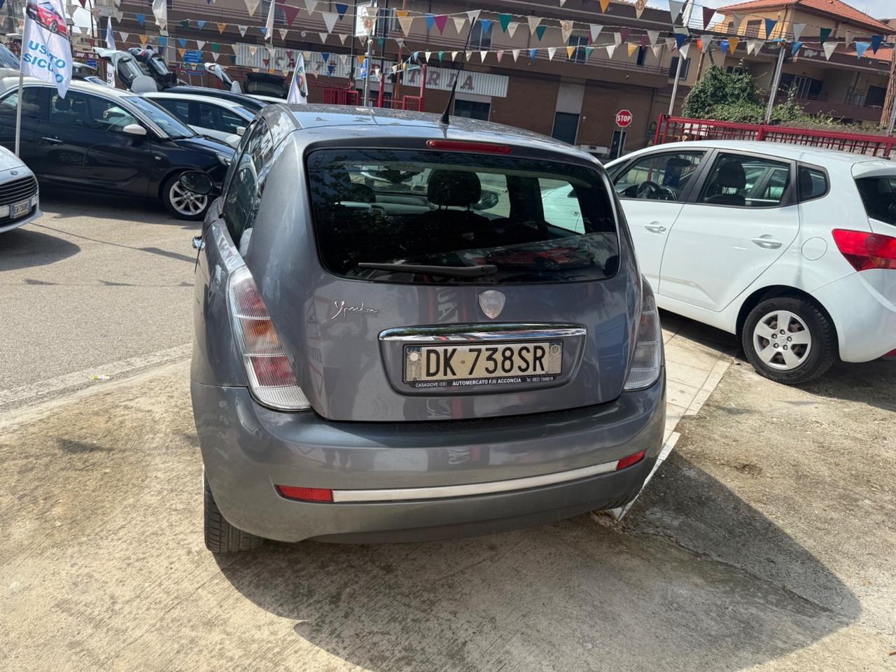 Lancia Ypsilon 1.3 MJT 75 CV Argento