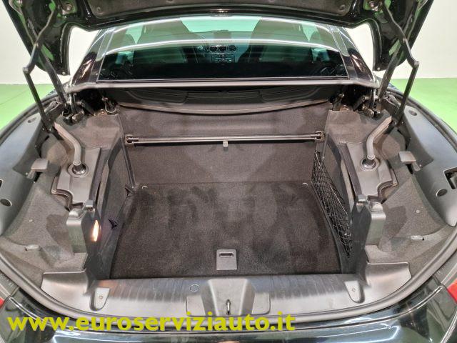 PEUGEOT 308 1.6 THP 150CV CC Féline