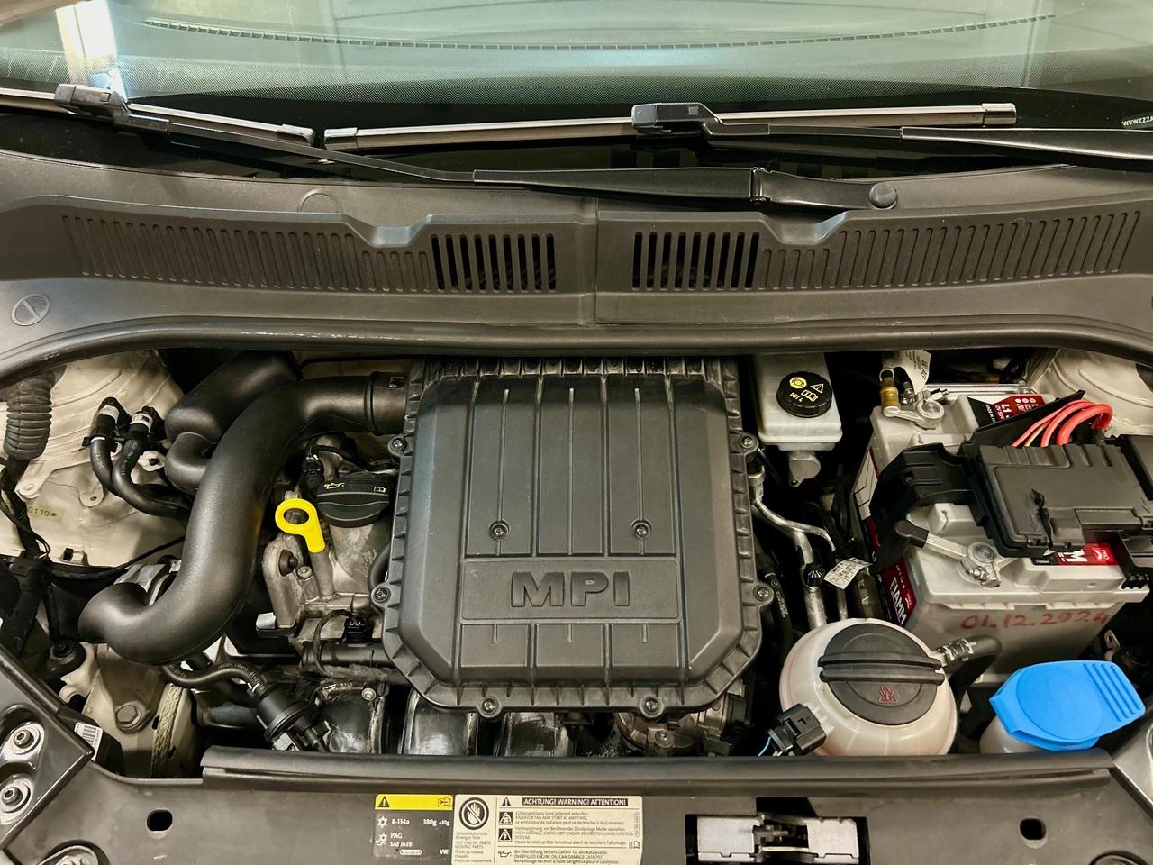 Volkswagen up! 1.0 benzina 5 porte