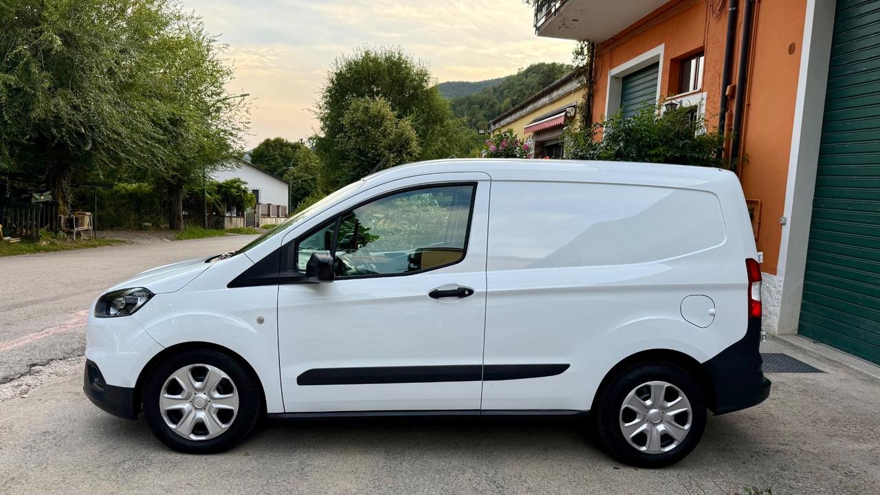 Ford Transit Courier 1.5 TDCi 100CV Van Trend