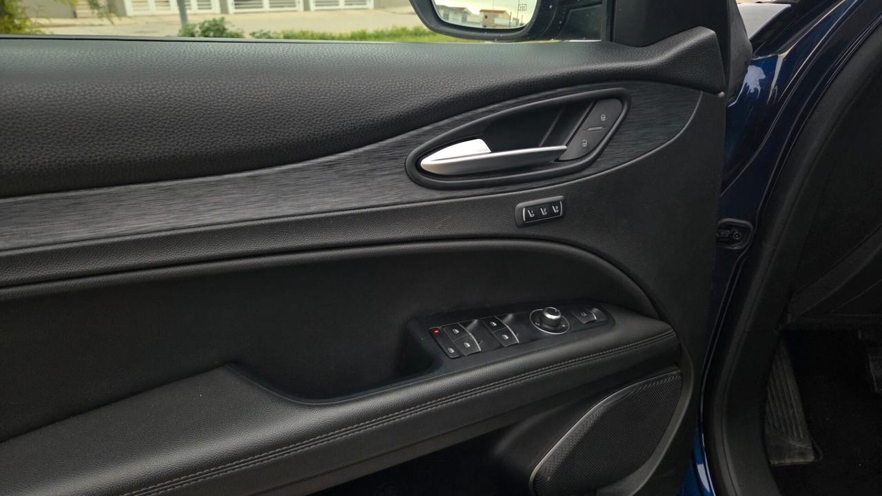Alfa Romeo Stelvio 2.2 Turbodiesel 190 CV AT8 Q4 Business