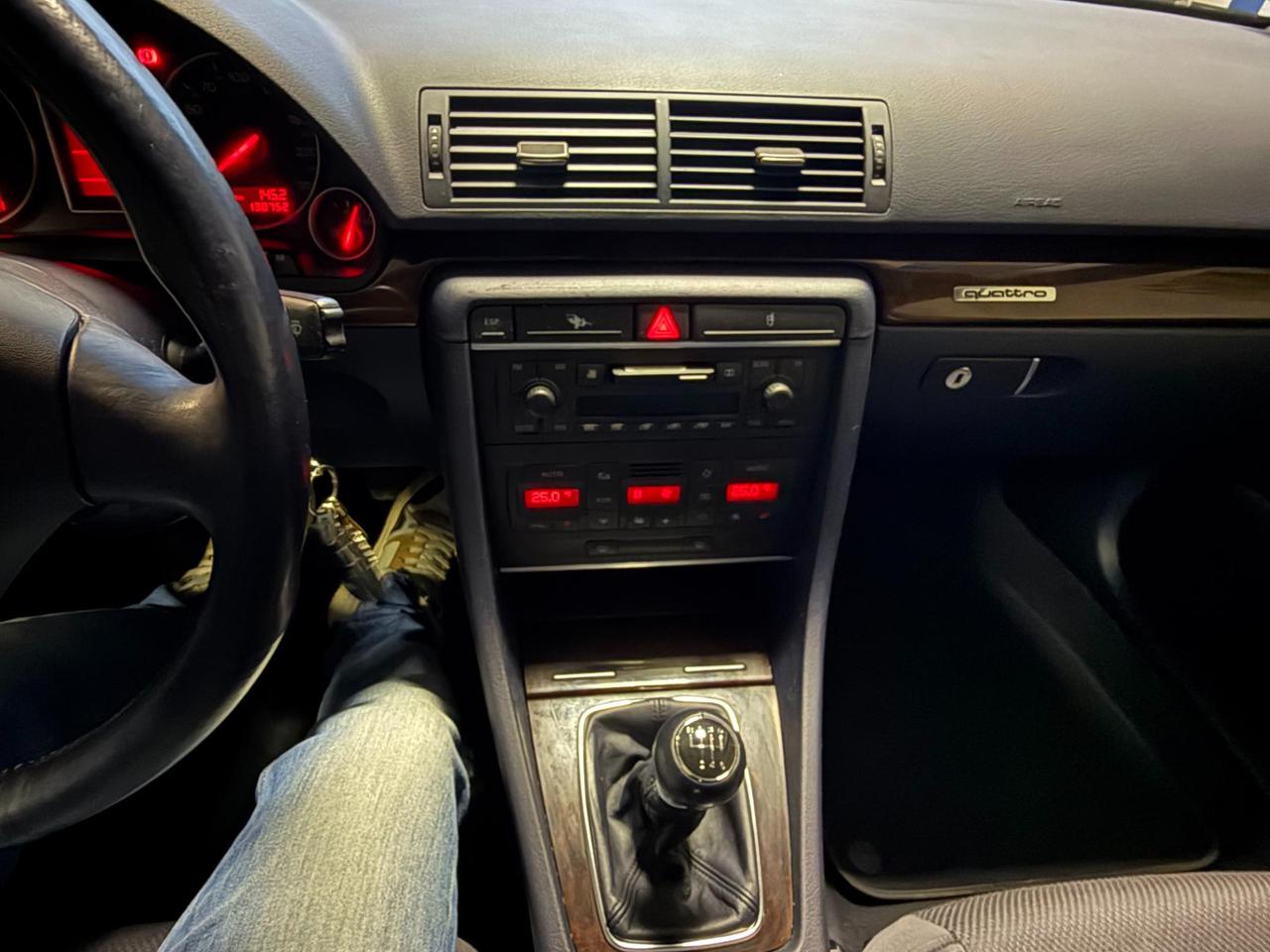 Audi A4 Berlina A4 2.5 V6 tdi quattro 180cv