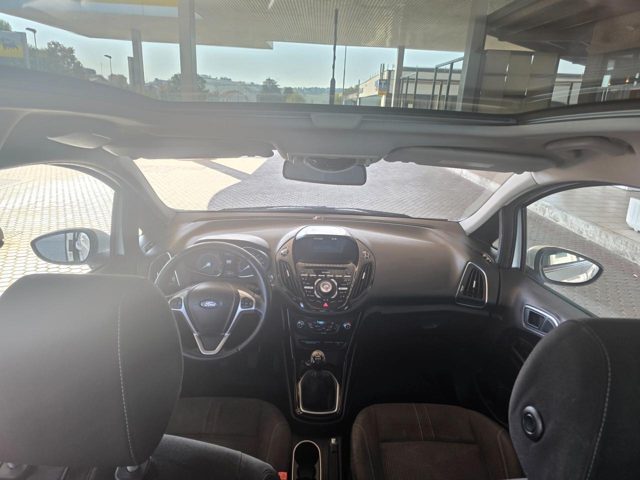 Ford B-Max Neo patentati Titanium
