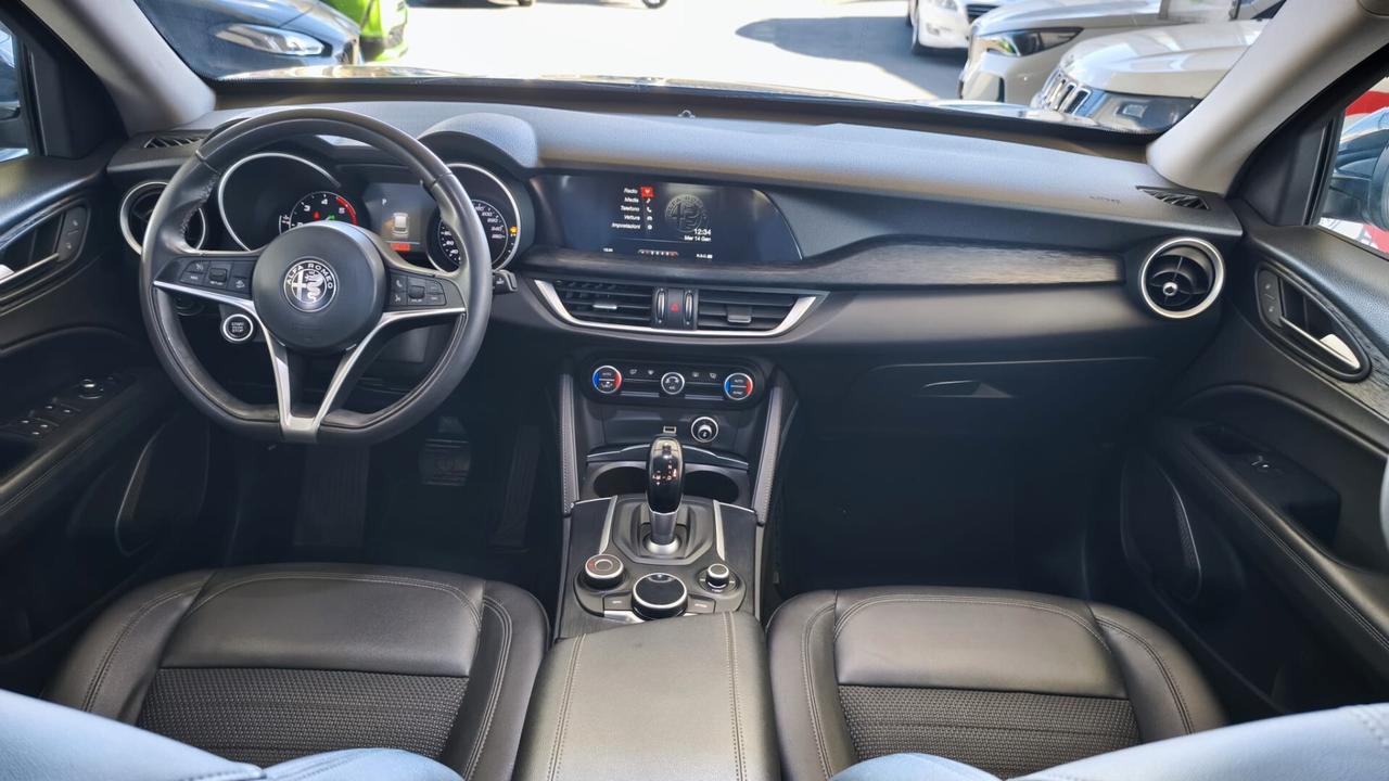 Alfa Romeo Stelvio 2.2 Turbodiesel 190 CV AT8 Q4 Super