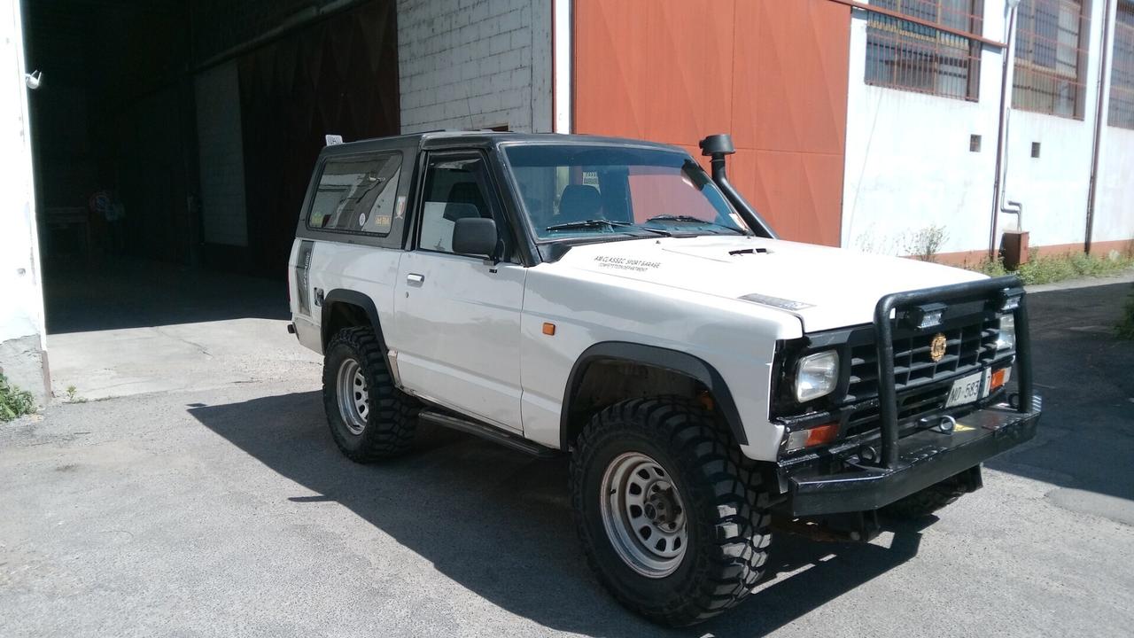 Nissan Spagna Patrol 3.3 td rialzato autocarro