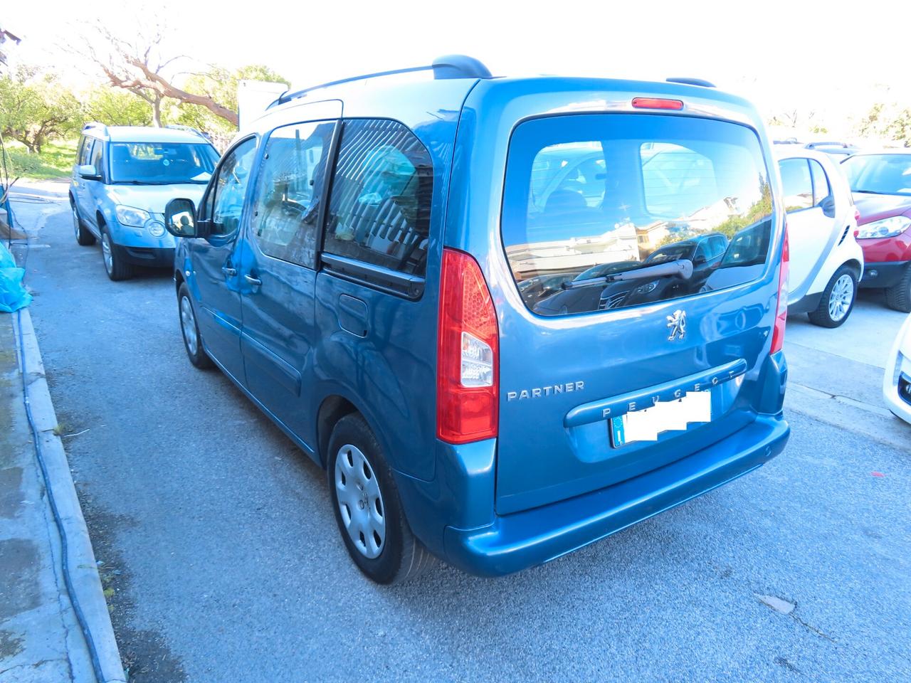 Peugeot Partner *7 POSTI 1.6 HDi 90CV VETTURA