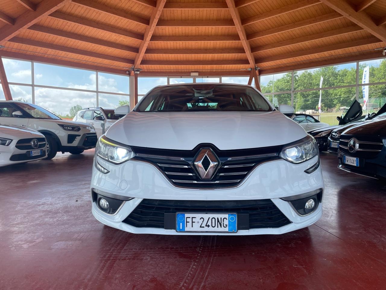 Renault Megane Mégane dCi 8V 110 CV EDC Energy Zen