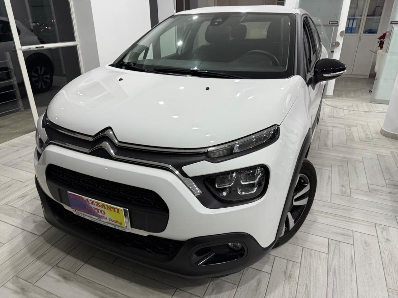 Citroen C3 BlueHDi100CV Shine AIRBUMP FULL LED2022