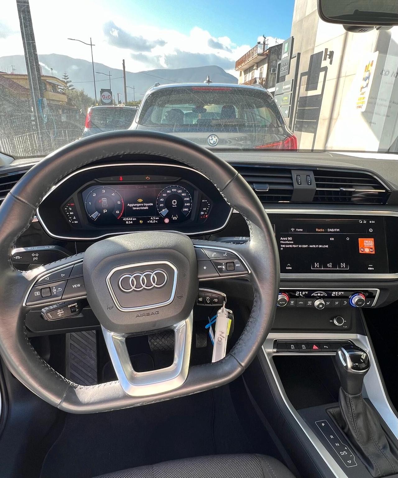 Audi Q3 35 TDI S tronic Business Advanced