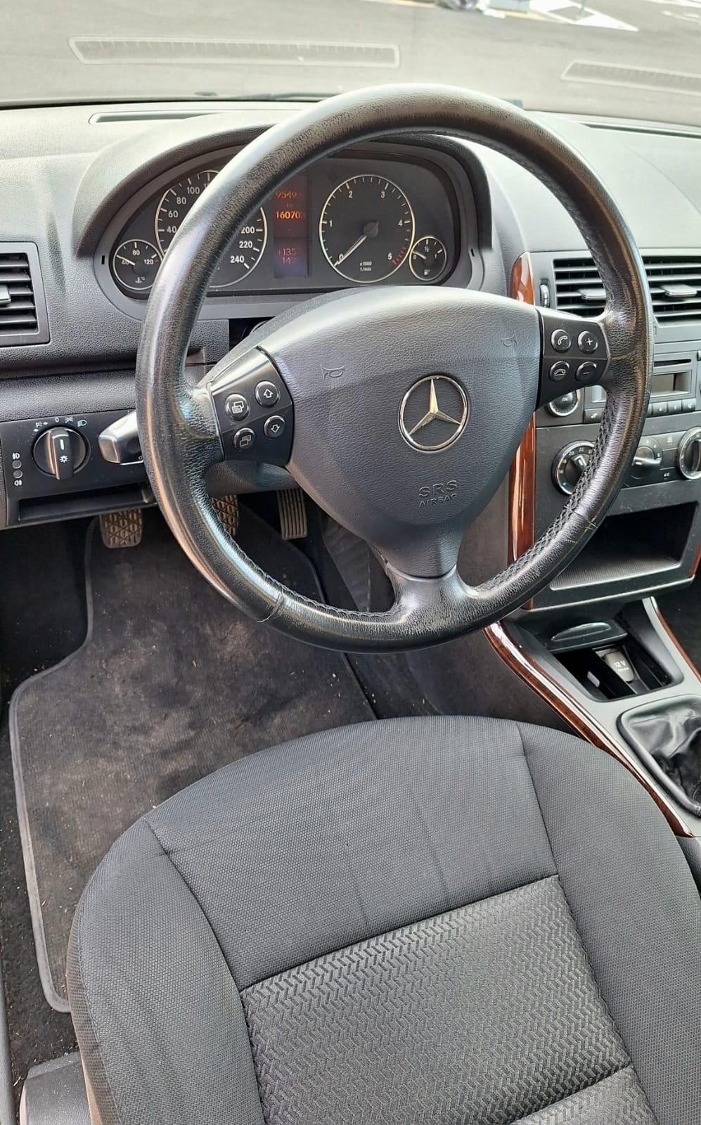 Mercedes-benz B 180 D Unipropr.