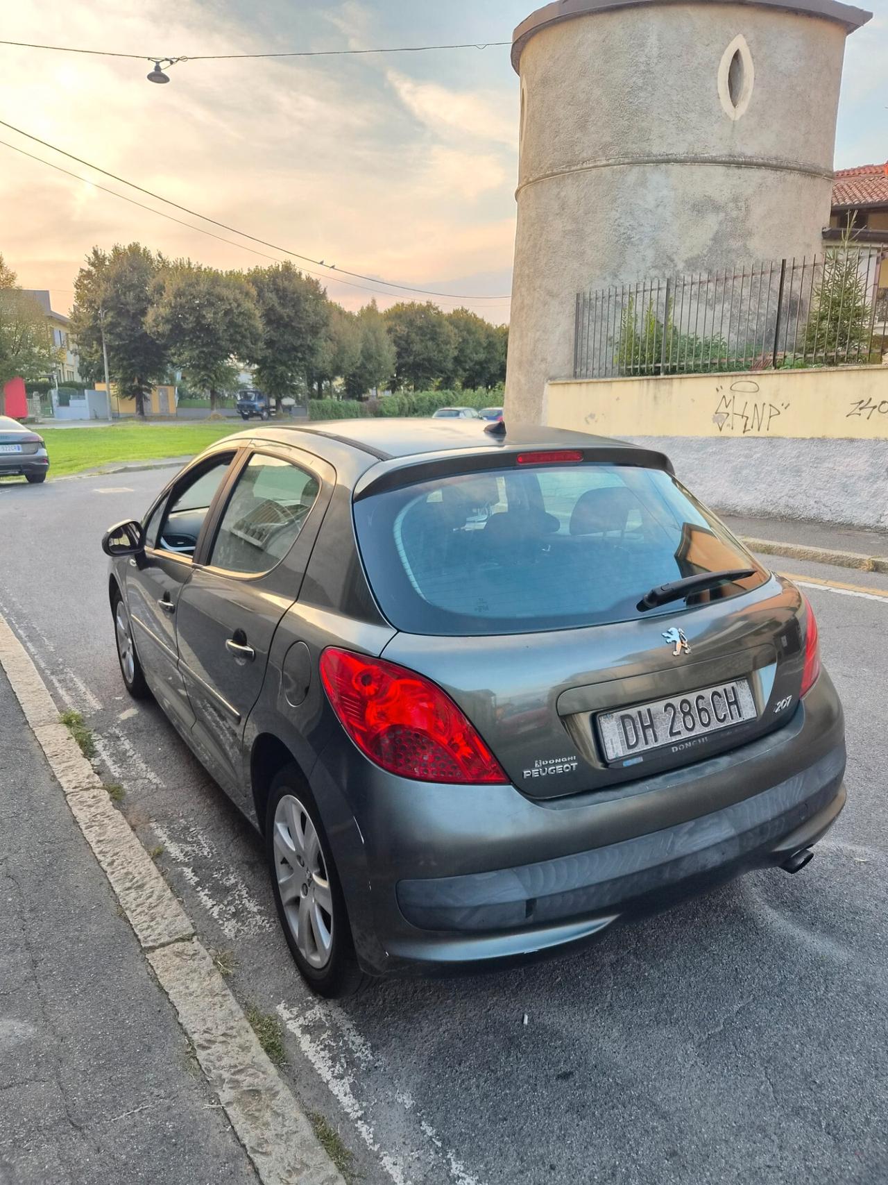 Peugeot 207 75CV 5p. X Line
