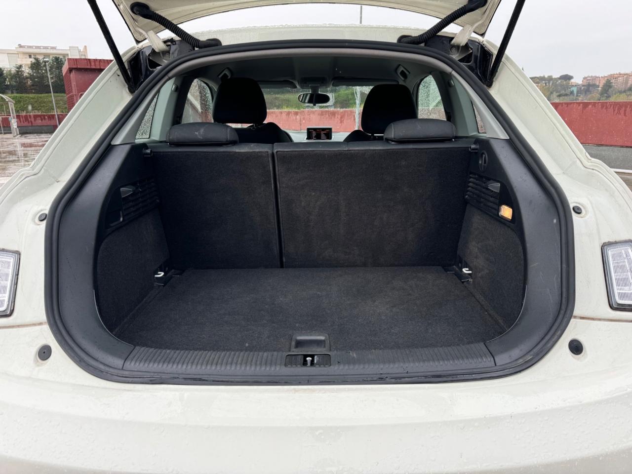 Audi A1 SPB 1.6 TDI 105cv S-Line UNIPRO! FULL!!