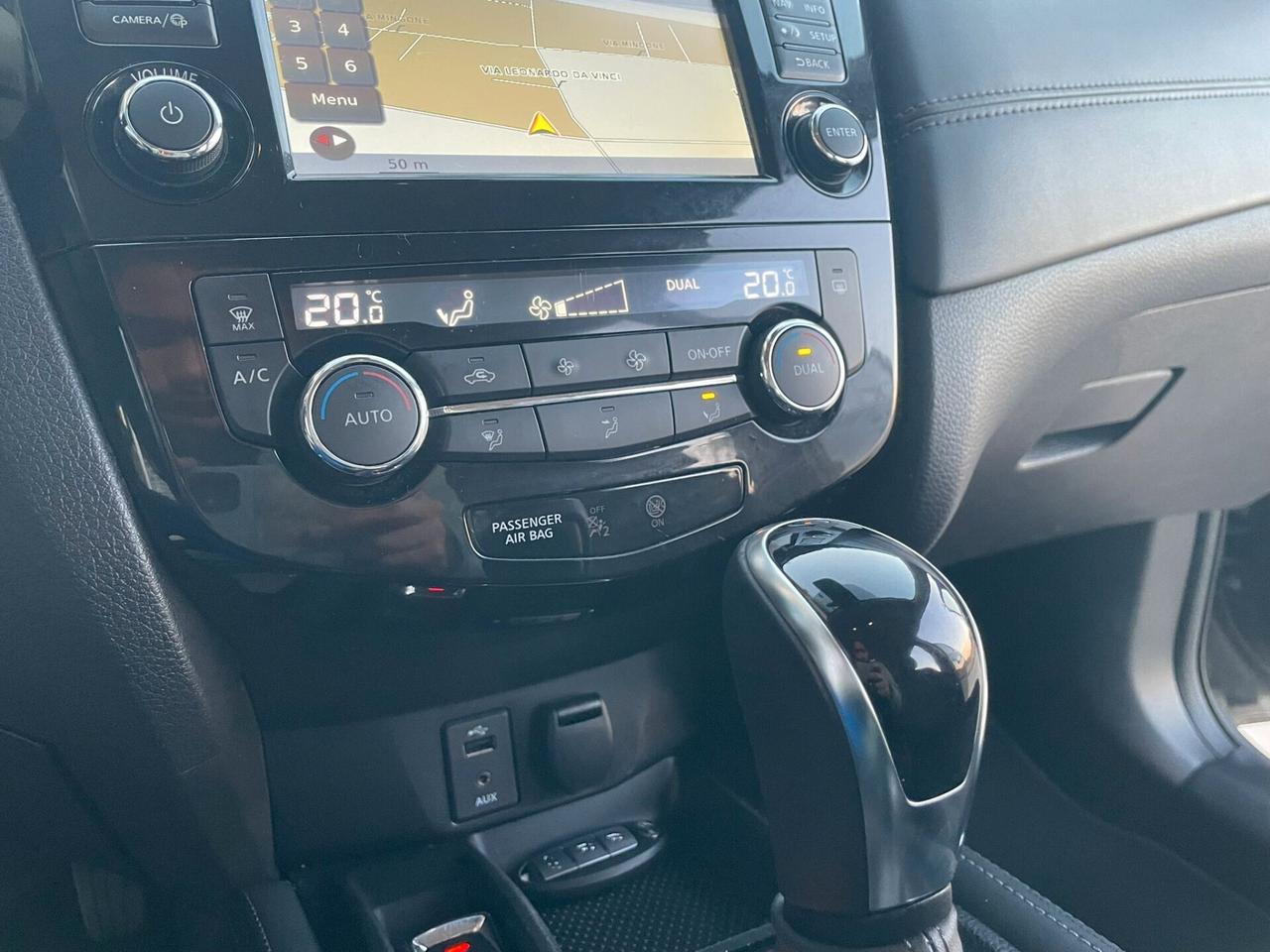 Nissan X-Trail dCi 4WD inserimento manuale