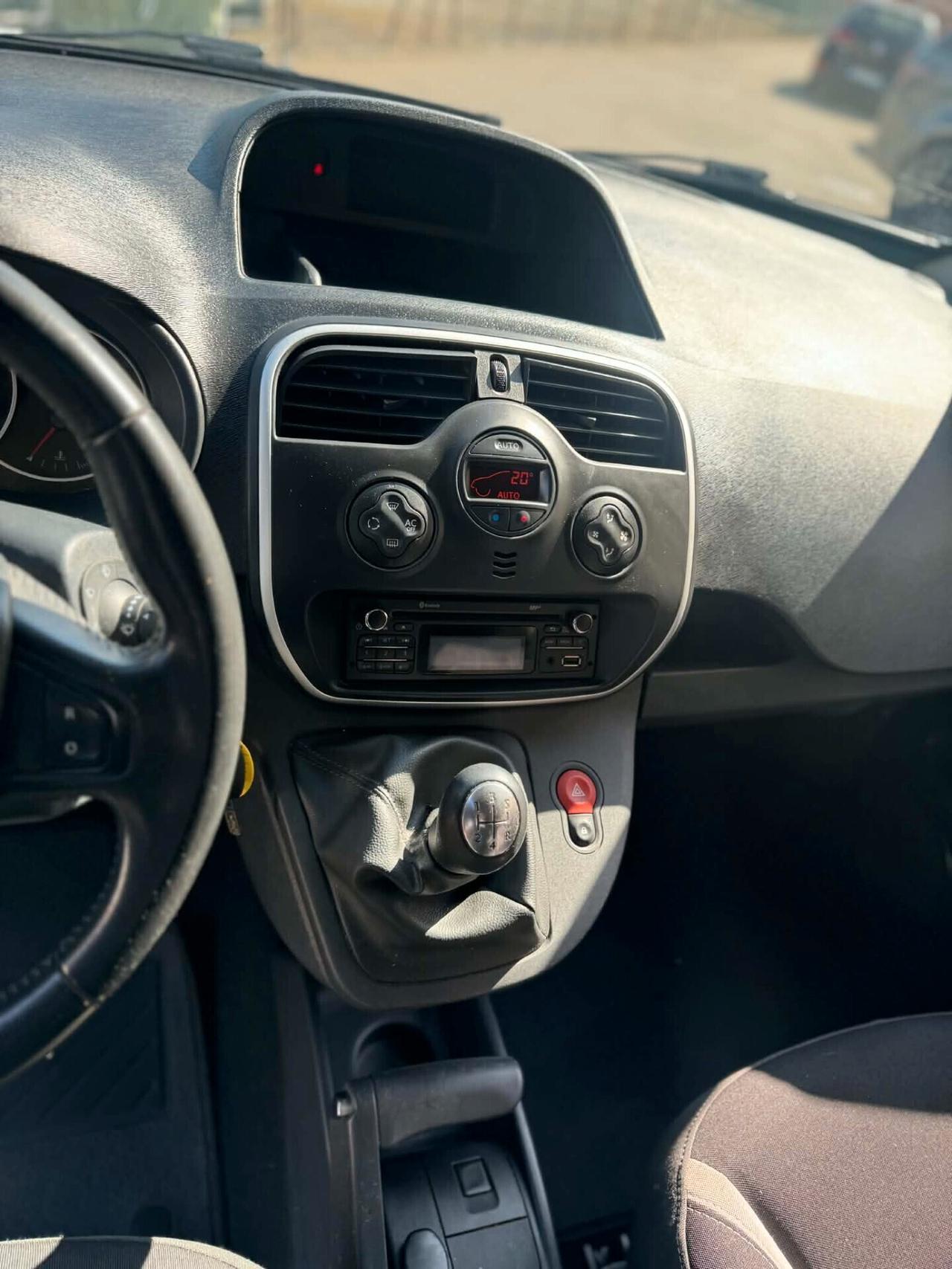 Renault Kangoo 2015 1.5 Diesel 5 porte 140.000 Km Euro5