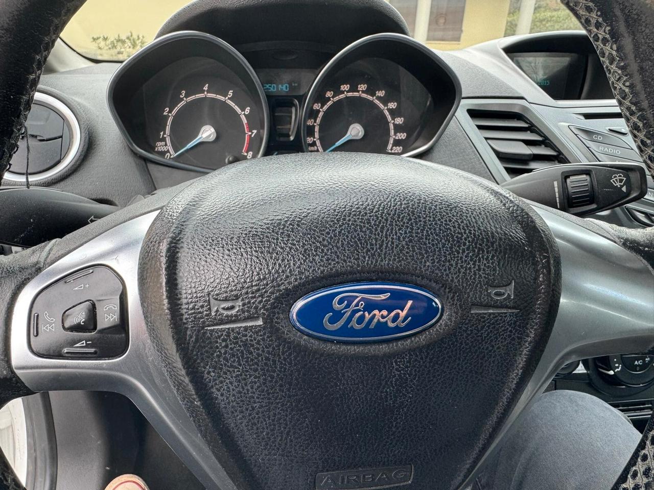 Ford Fiesta 1.4 3 porte Bz.- GPL