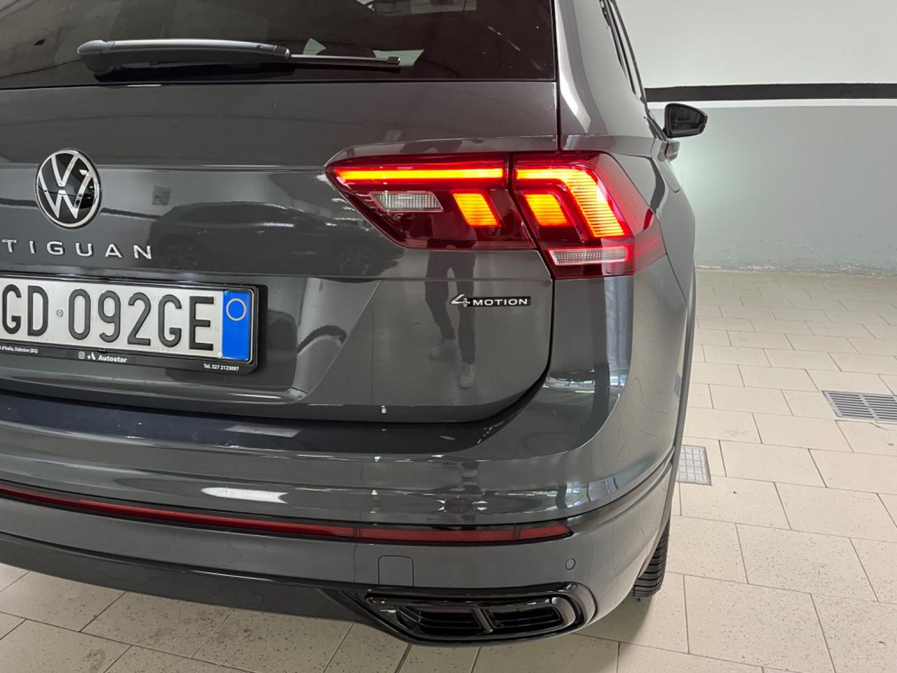 Volkswagen Tiguan 2.0 DSG R-Line *tetto panoramico