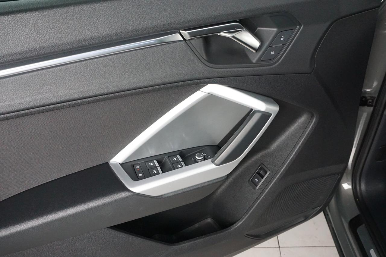 Audi Q3 35 TDI S tronic Business Advanced