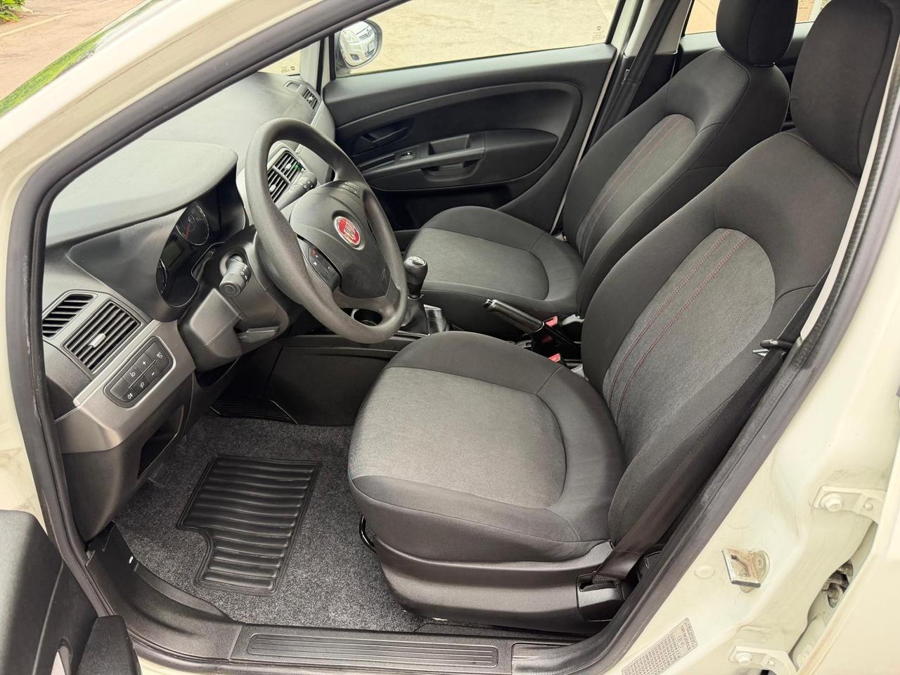 Fiat Punto 1.3 MJT II S&S 95 CV 5 porte Street