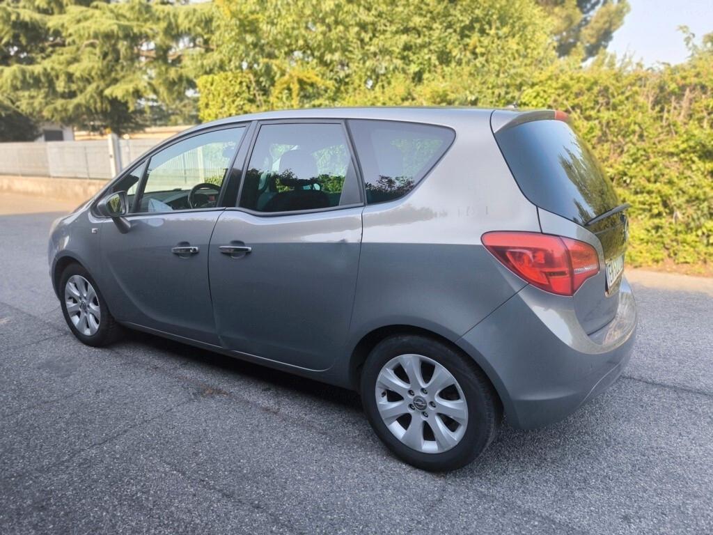 OPEL MERIVA 1,4 BENZINA-KM 100000 – OK NEOPATENTATI