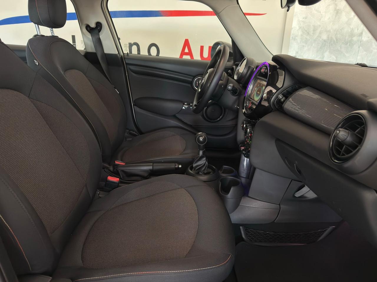 Mini 1.5 Cooper D Business XL