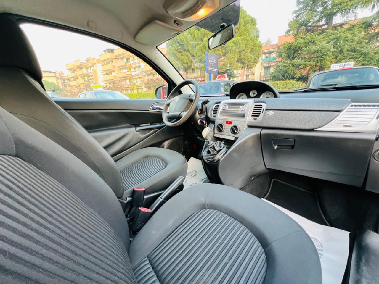 Lancia Ypsilon 1.2 69 CV Elle