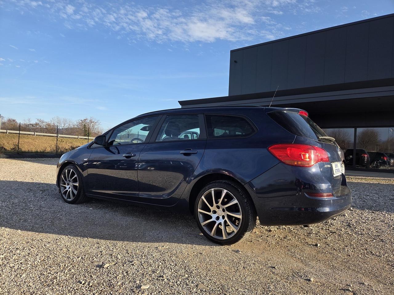 OPEL ASTRA 1.6 BENZINA