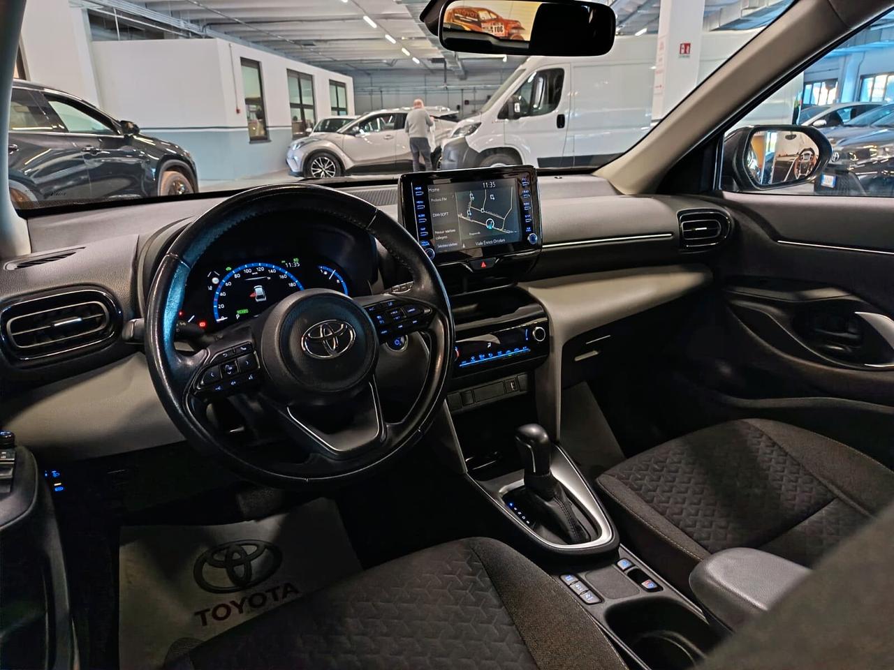 Toyota Yaris Cross 1.5 Hybrid E-CVT Business