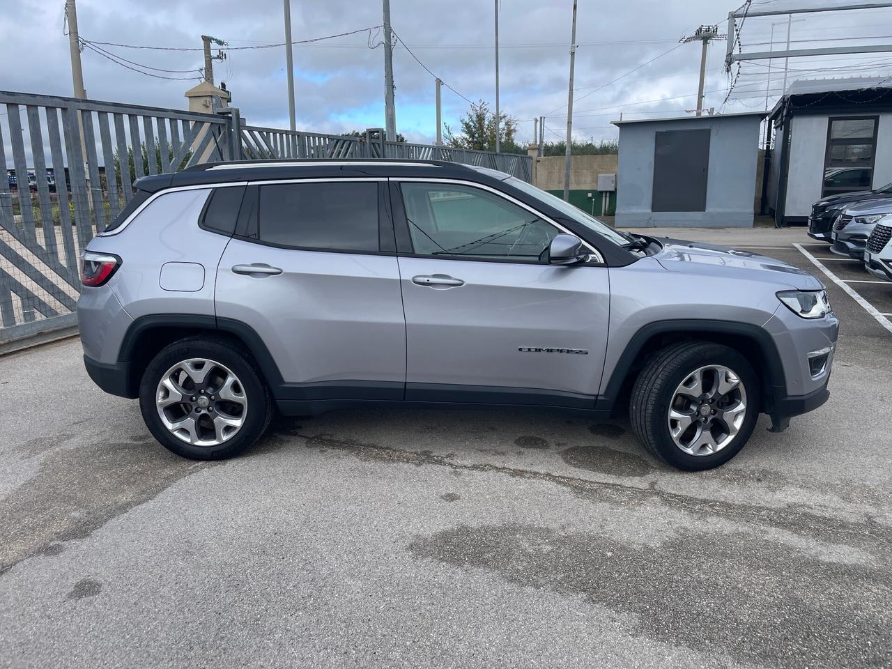 Jeep Compass 1.6 Multijet 120cv 2WD Limited-NAVIGATORE-RETROCAMERA
