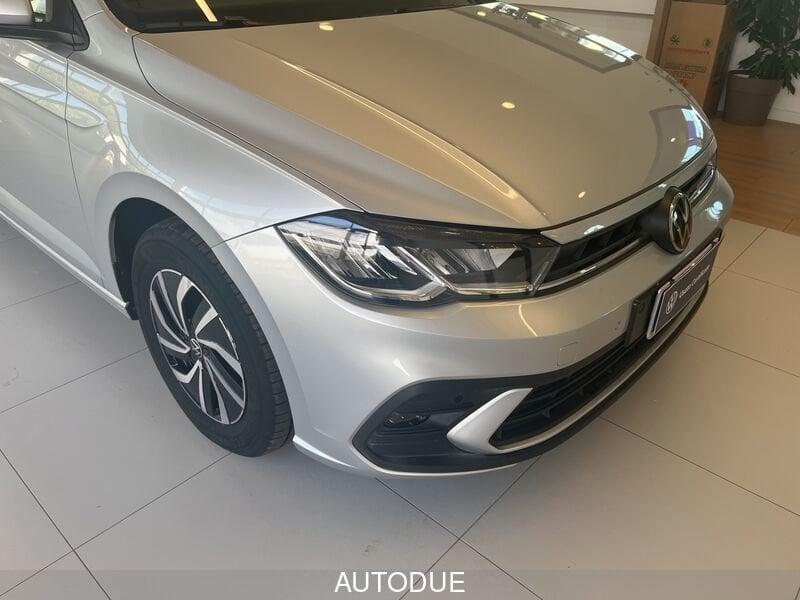 Volkswagen Polo VI 2022 1.0 tsi Life 95cv dsg