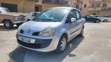 Renault Modus Grand 1.5 dCi 85CV Dynamique