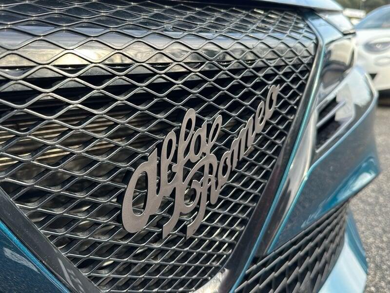 Alfa Romeo Junior 1.2 ibrida 145cv edct6