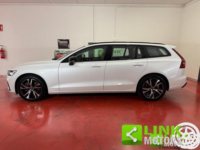 VOLVO V60 B4 (d) aut Ultimate Dark IVA ESP. GARANZIA 24