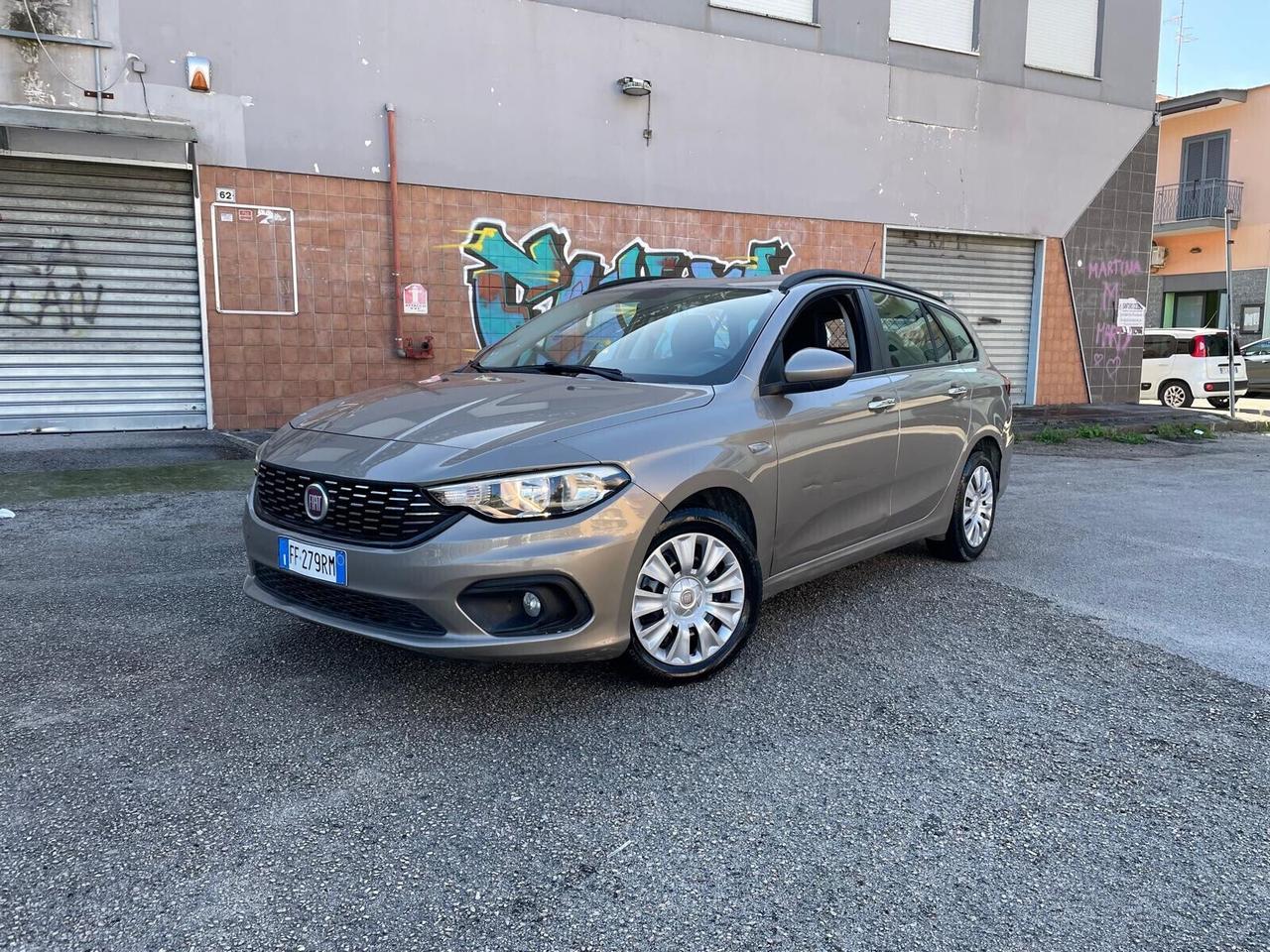 Fiat Tipo SW Lounge 1.3M.jet 95cv Euro6B Perfett