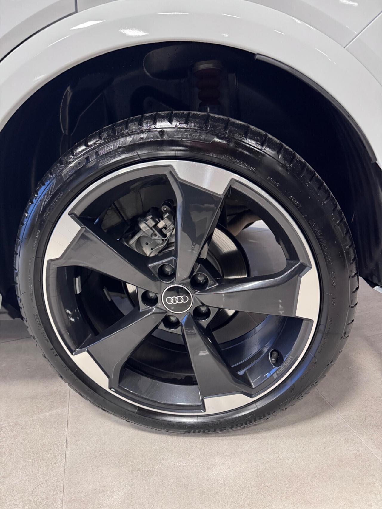 AUDI Q2 2.0 TDI STRONIC SLINE + TETTO APRIBILE