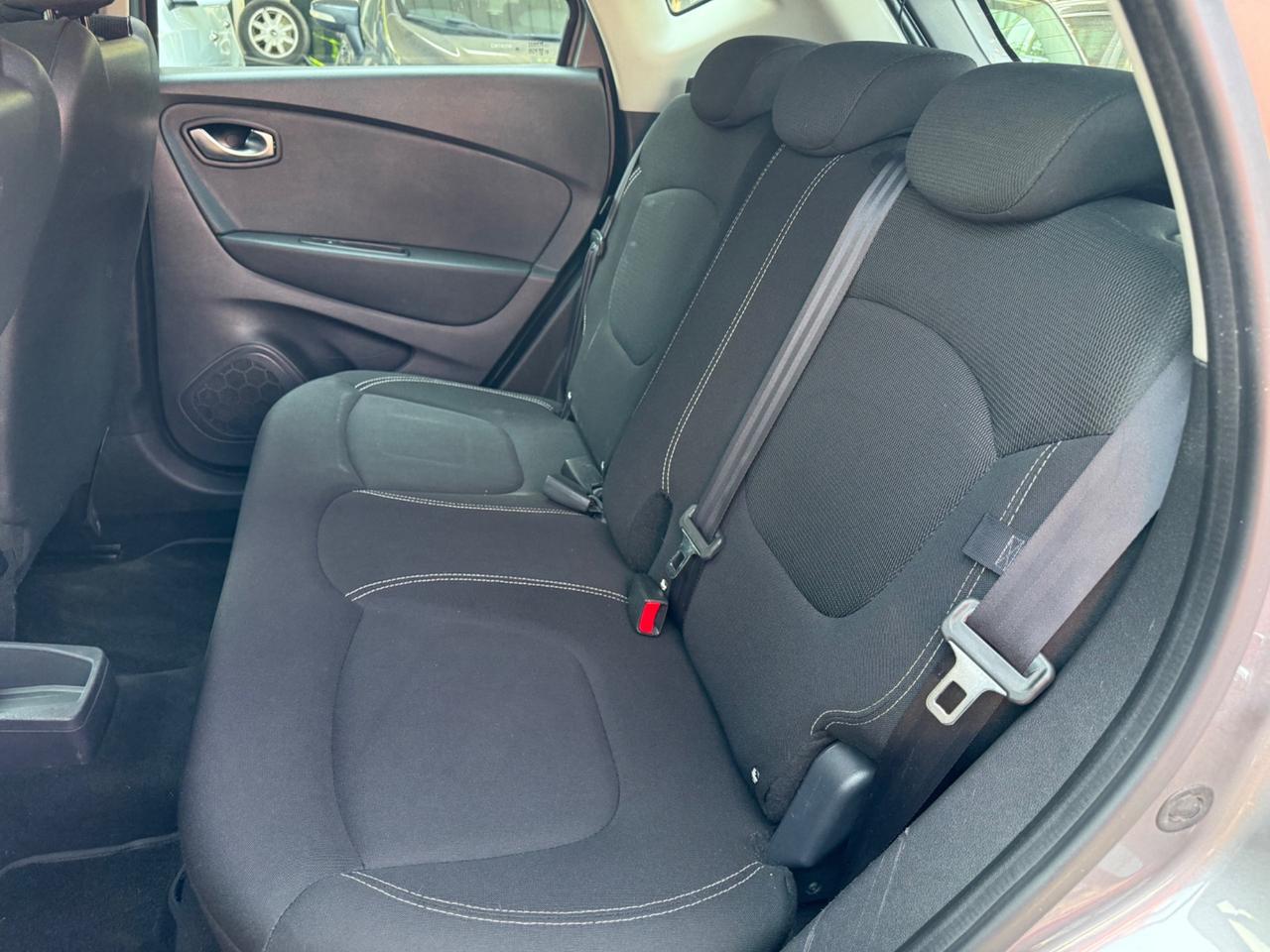 Renault Captur dCI 90 CV ADATTA NEO PAT. Km certif