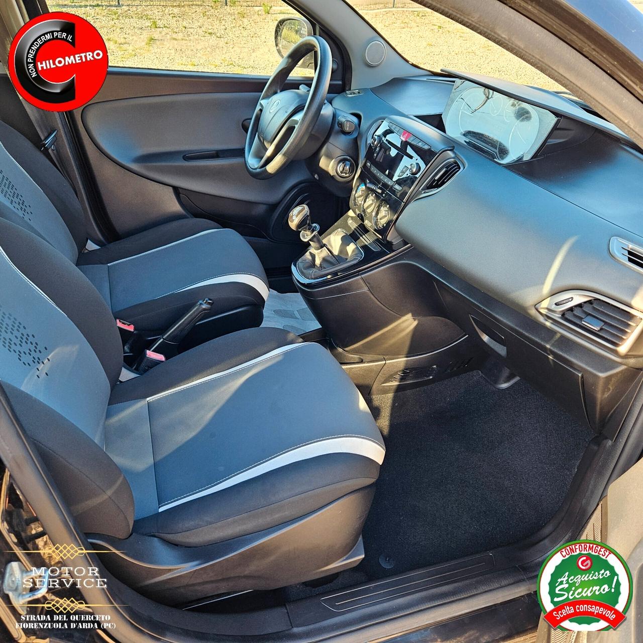 Lancia Ypsilon 1.2 69 KM DOCUMENTATI DA 79€ MESE