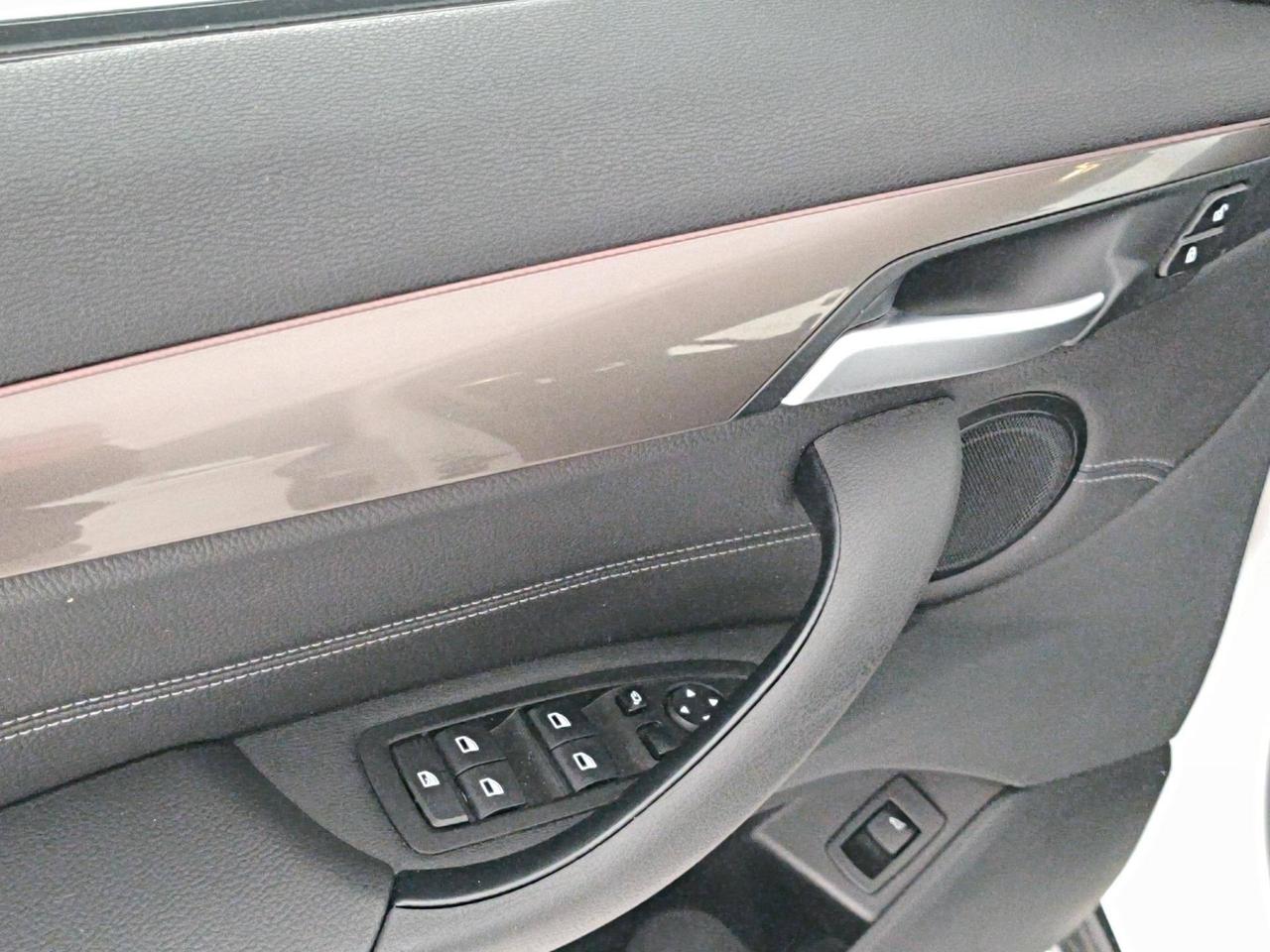 BMW X1 (F48) sDrive18d xLine